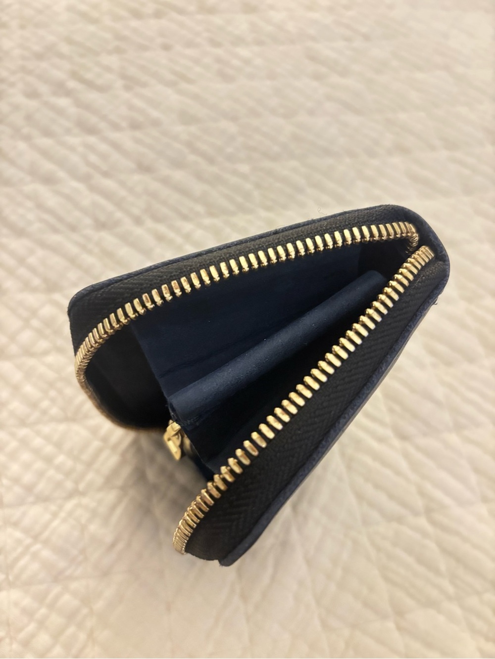 PORTLAND LEATHER ALMOST PERFECT DARK NAVY ZIP AROUND WALLET - Picture 5 of 9